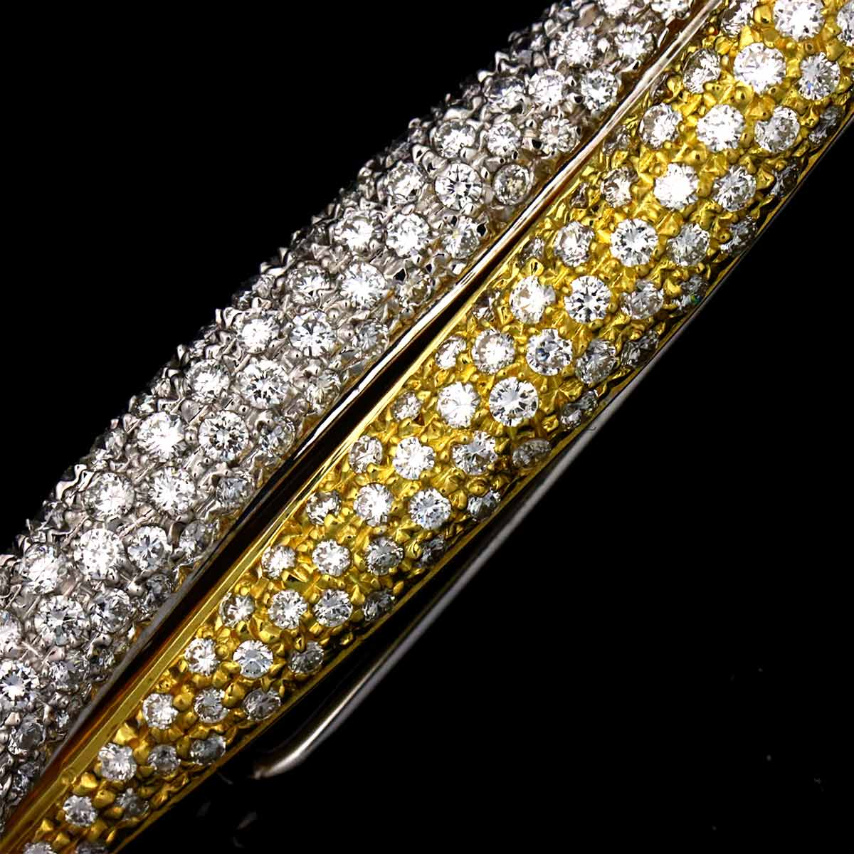 Diamond 2.34ct Brooch 18K YG WG 750