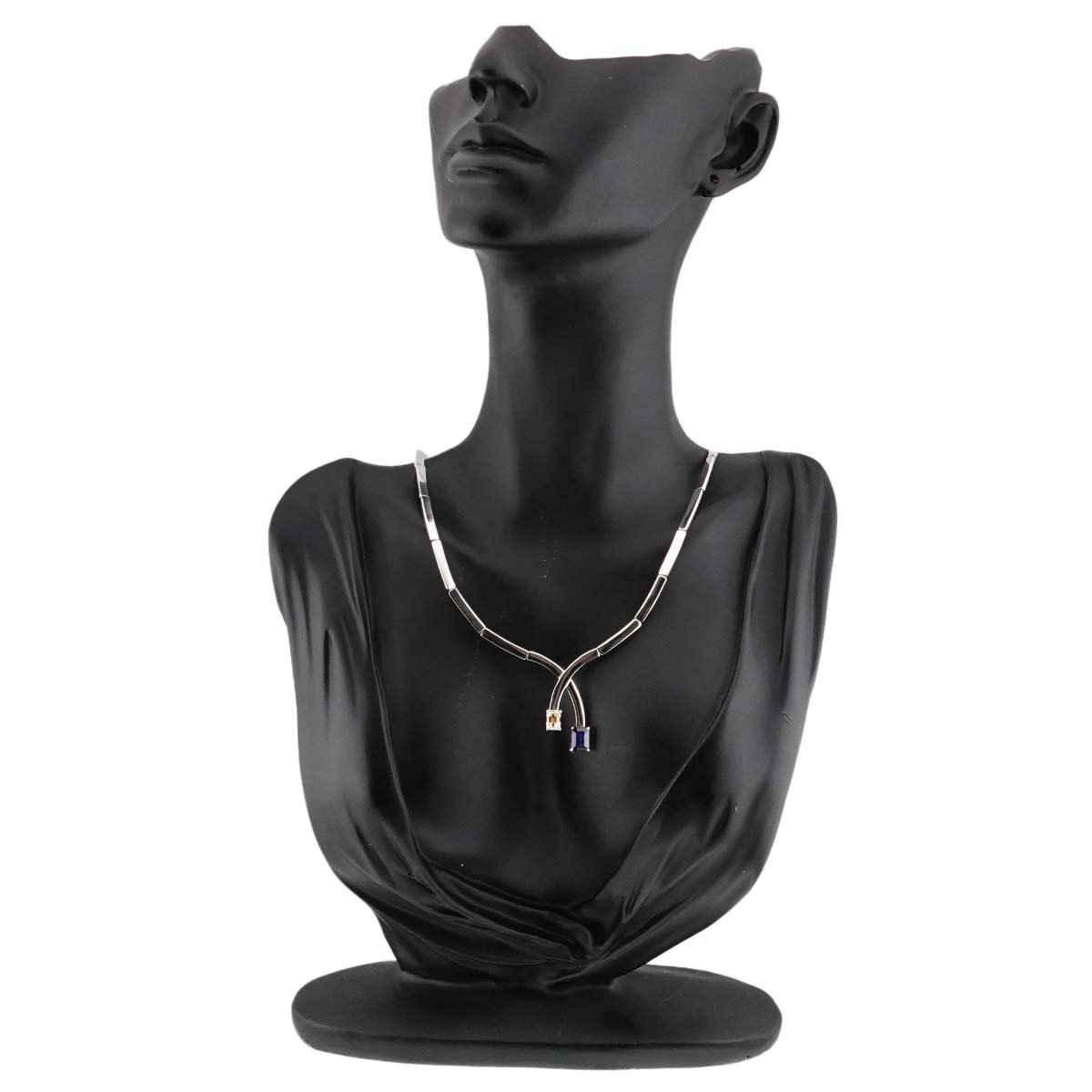 Sapphire 1.524ct Diamond 0.877ct Necklace 18K WG White Gold 750