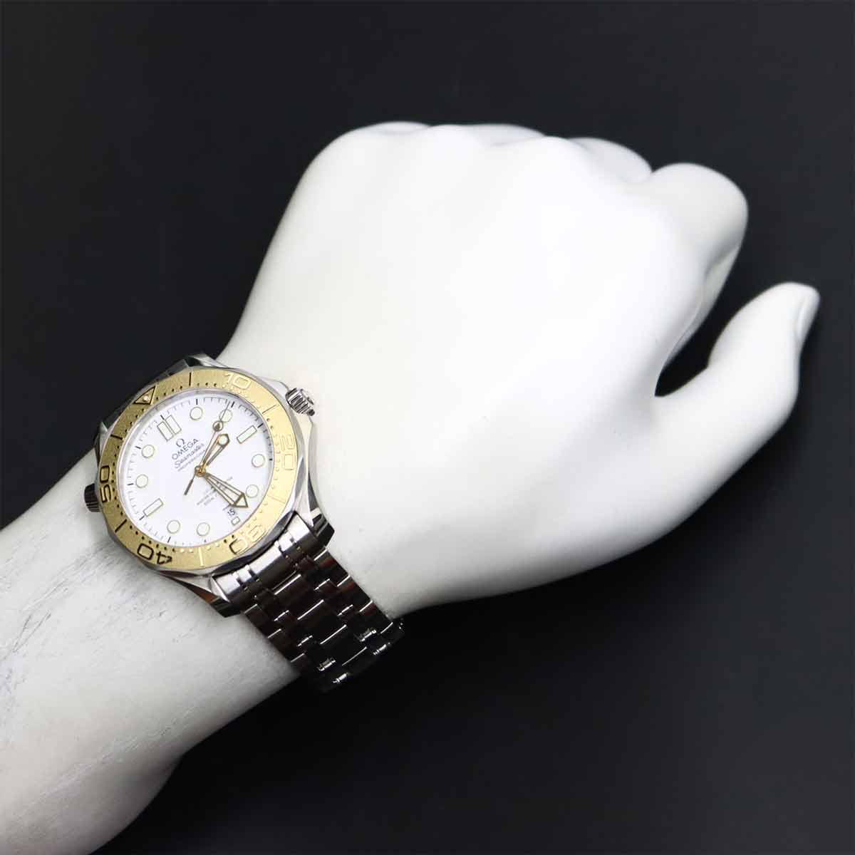 Seamaster Paris 2024 522 21 42 20 04 001 K18YG White Dial