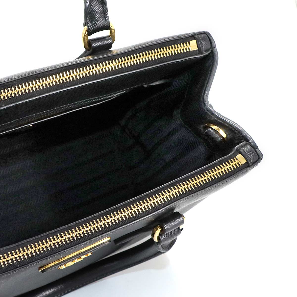 Galleria Medium Hand Shoulder Bag Saffiano Leather Black 1BA863