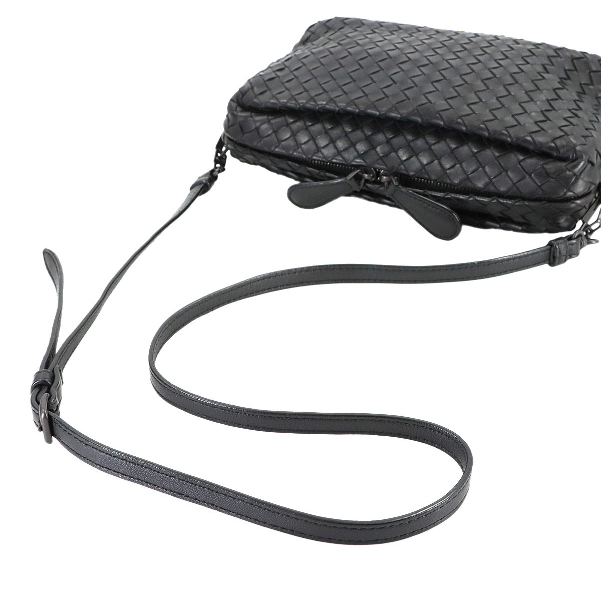 Intrecciato Shoulder Bag Leather Black Purse