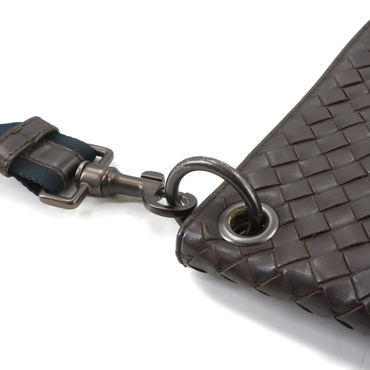 Intrecciato Shoulder Bag Leather Dark brown 172736