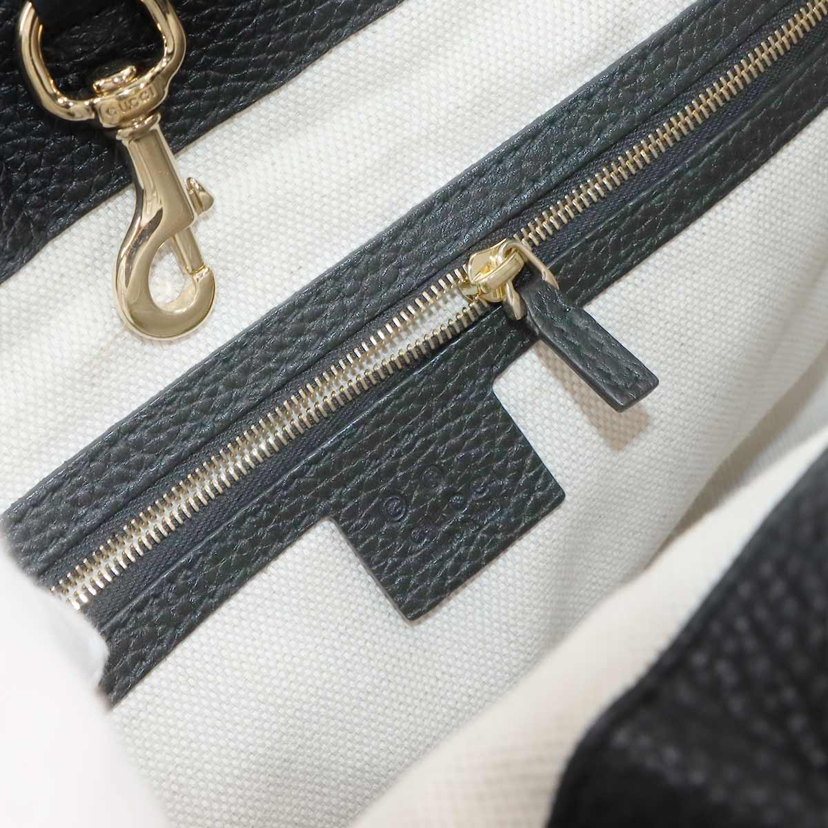 Interlocking G Soho Chain Tote Bag Leather Black 536196 Purse