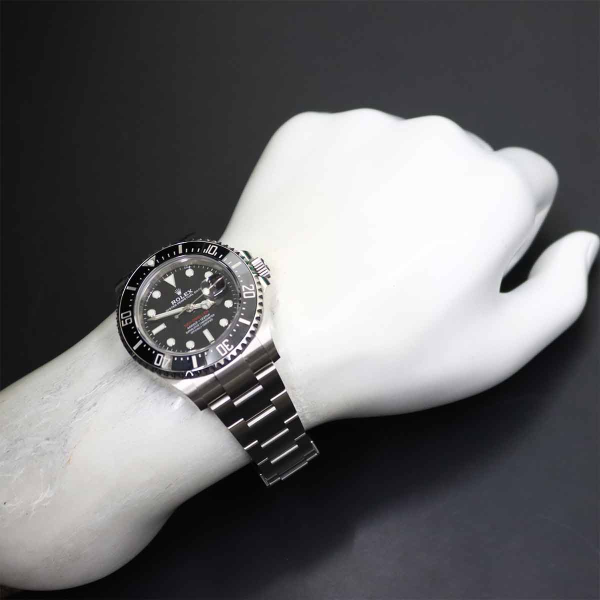 Sea-Dweller 126600 Random Roulette Date Black Dial Mens