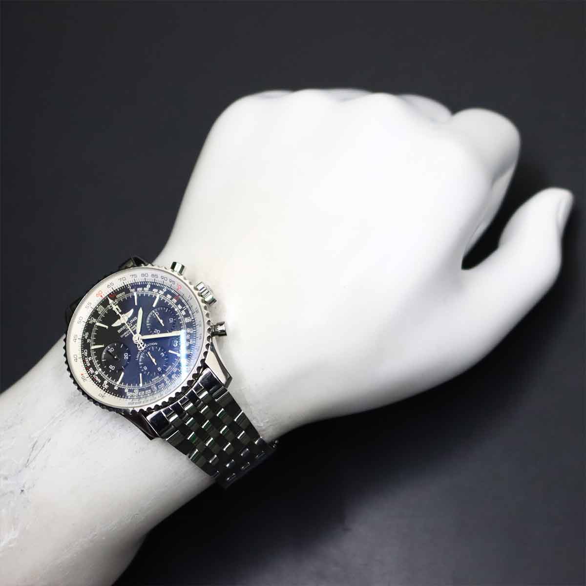 Navitimer01 Japan Limited AB0121 Automatic Black Dial Mens