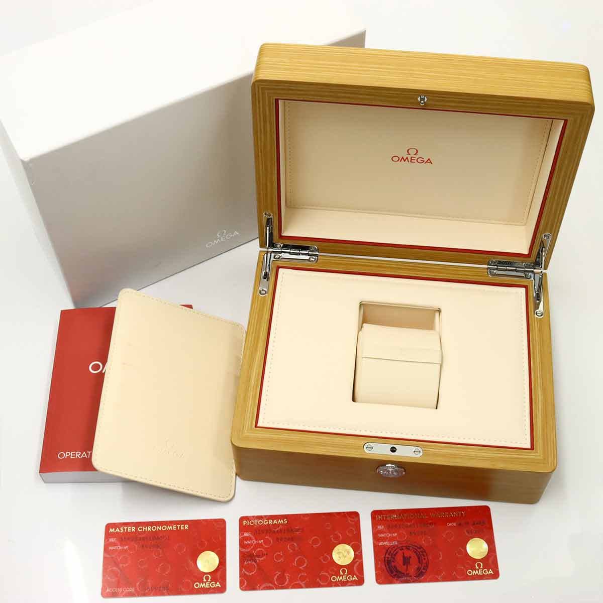 Speedmaster Super Racing 329 32 44 51 06 001 Automatic Mens