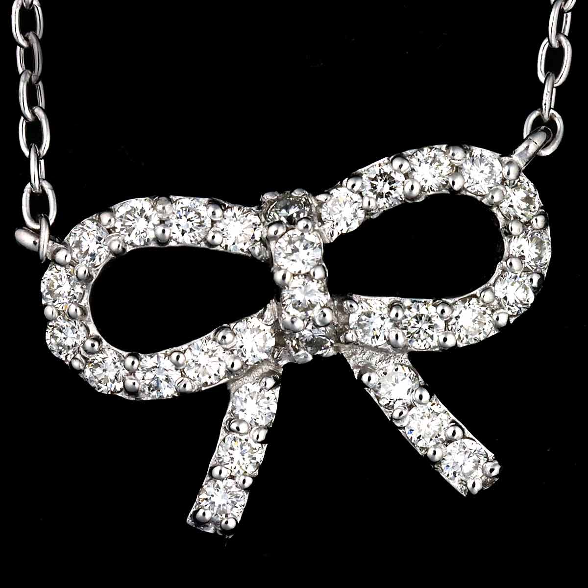 Ribbon motif Diamond 0.25ct Necklace 18K WG 750