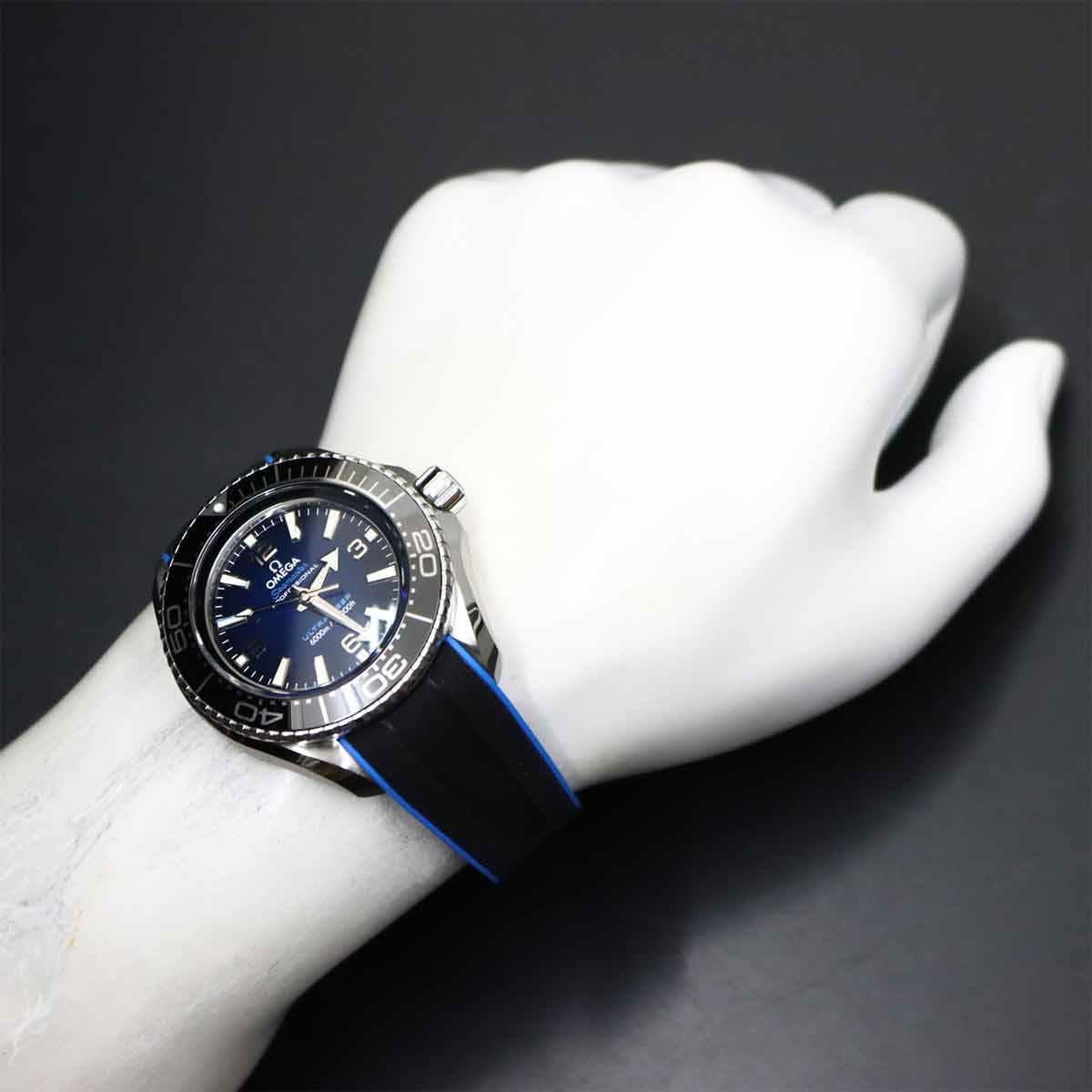 Seamaster Planet Ocean 600m 215 32 46 21 03 001 Automatic