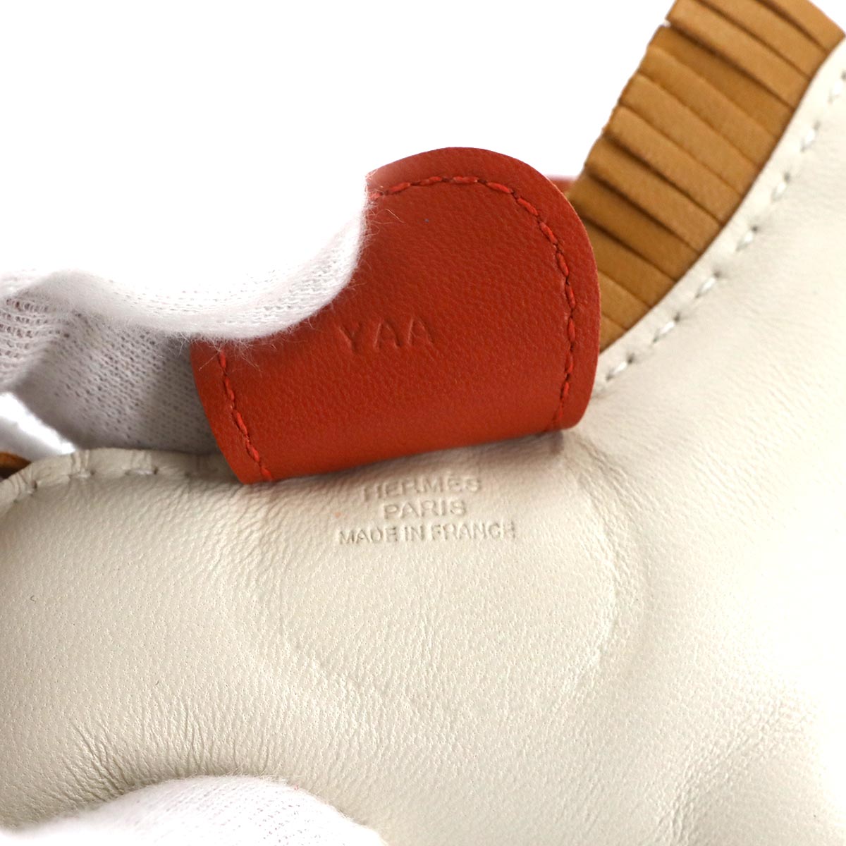 Rodeo MM Bag Charm Agneau Milo Craie Sesami Cornaline Y