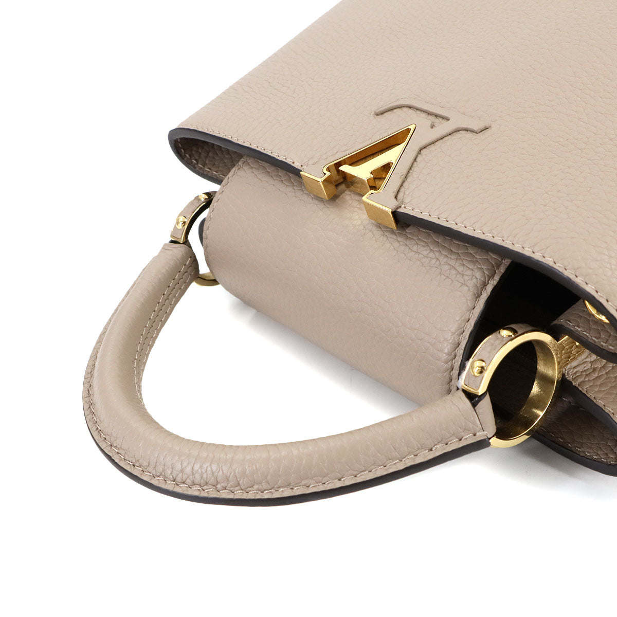 Capucines BB Hand Shoulder Bag Taurillon Leather Galet