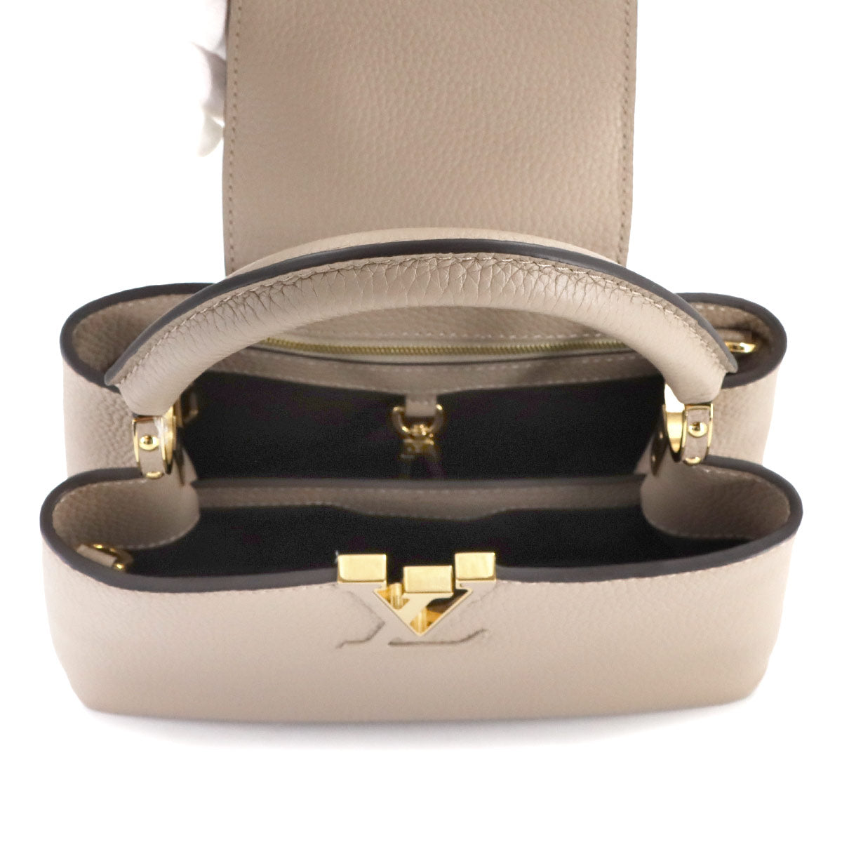 Capucines BB Hand Shoulder Bag Taurillon Leather Galet