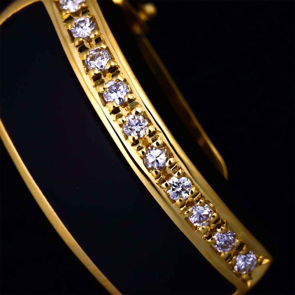 Diamond 0.09/0.09ct Onyx Earrings Clip on 18K YG 750