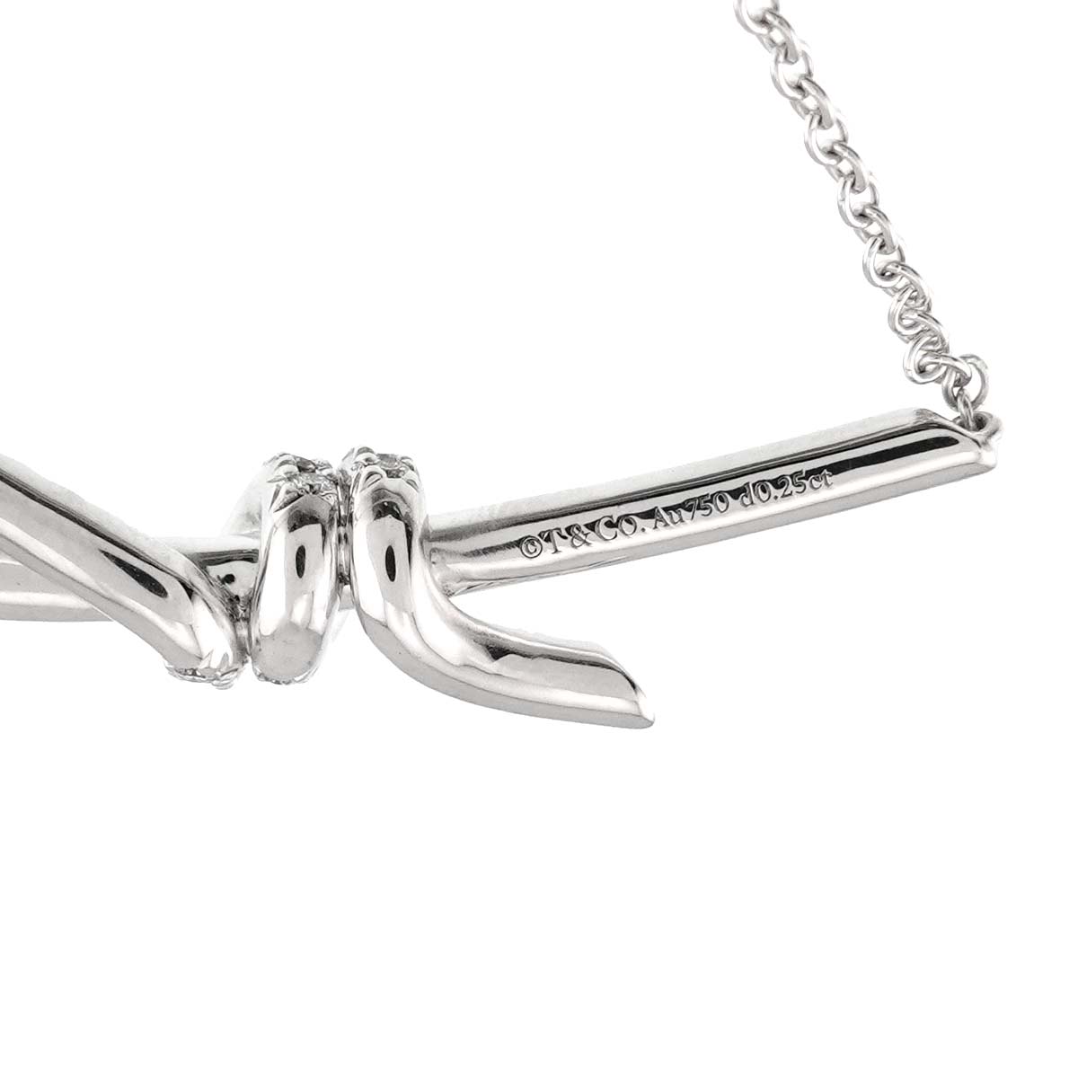 Knot Diamond 0.25ct Necklace 18K White Gold 750