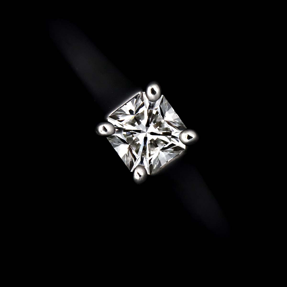 Lucida Diamond 0.24ct I/VS2 Ring Pt size4.75-5(US)
