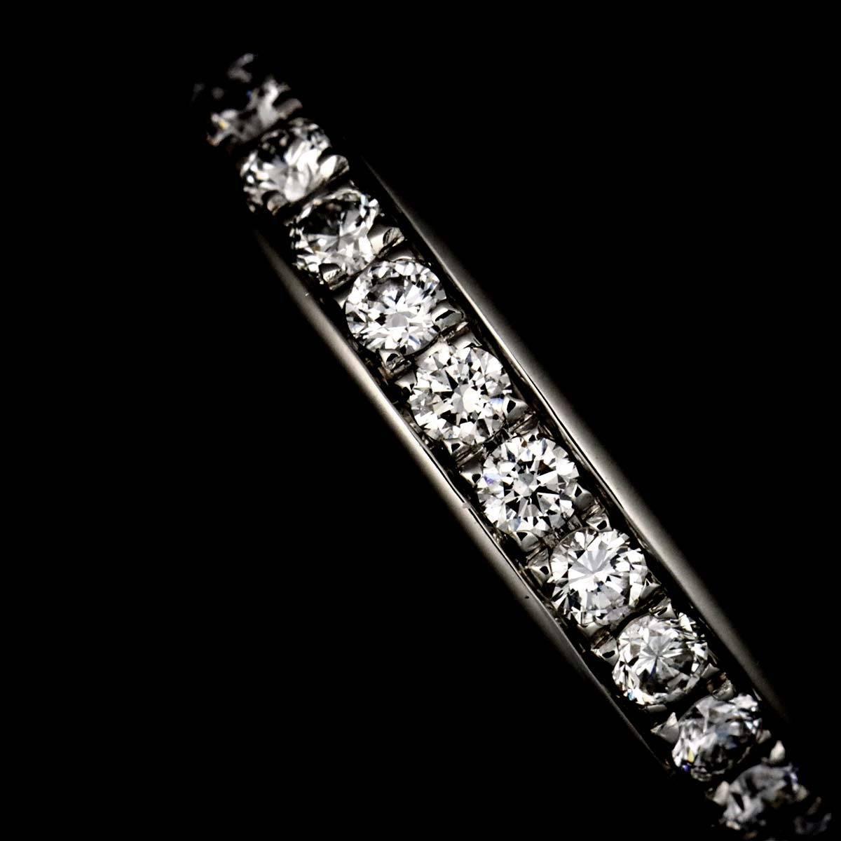 Full Diamond Ring Platinum size3.25-3.75(US)