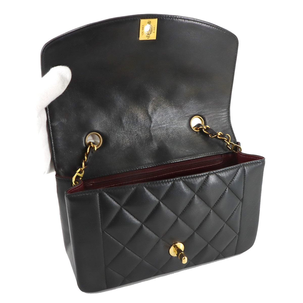 Diana Matelasse 22 Chain Shoulder Bag Leather A01164 Vintage