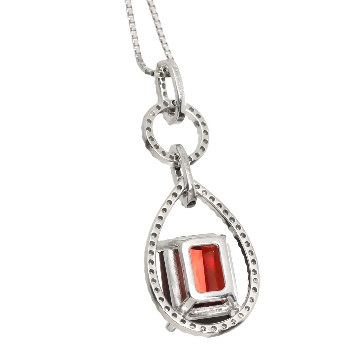 Garnet 4.22ct Diamond 0.27ct Necklace 18K 18K White Gold 750