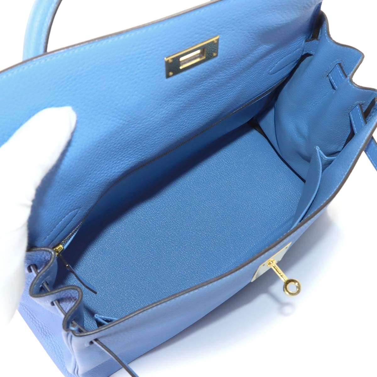 Kelly 32 Taurillon Clemence Bleu Paradis Hand Shoulder Bag