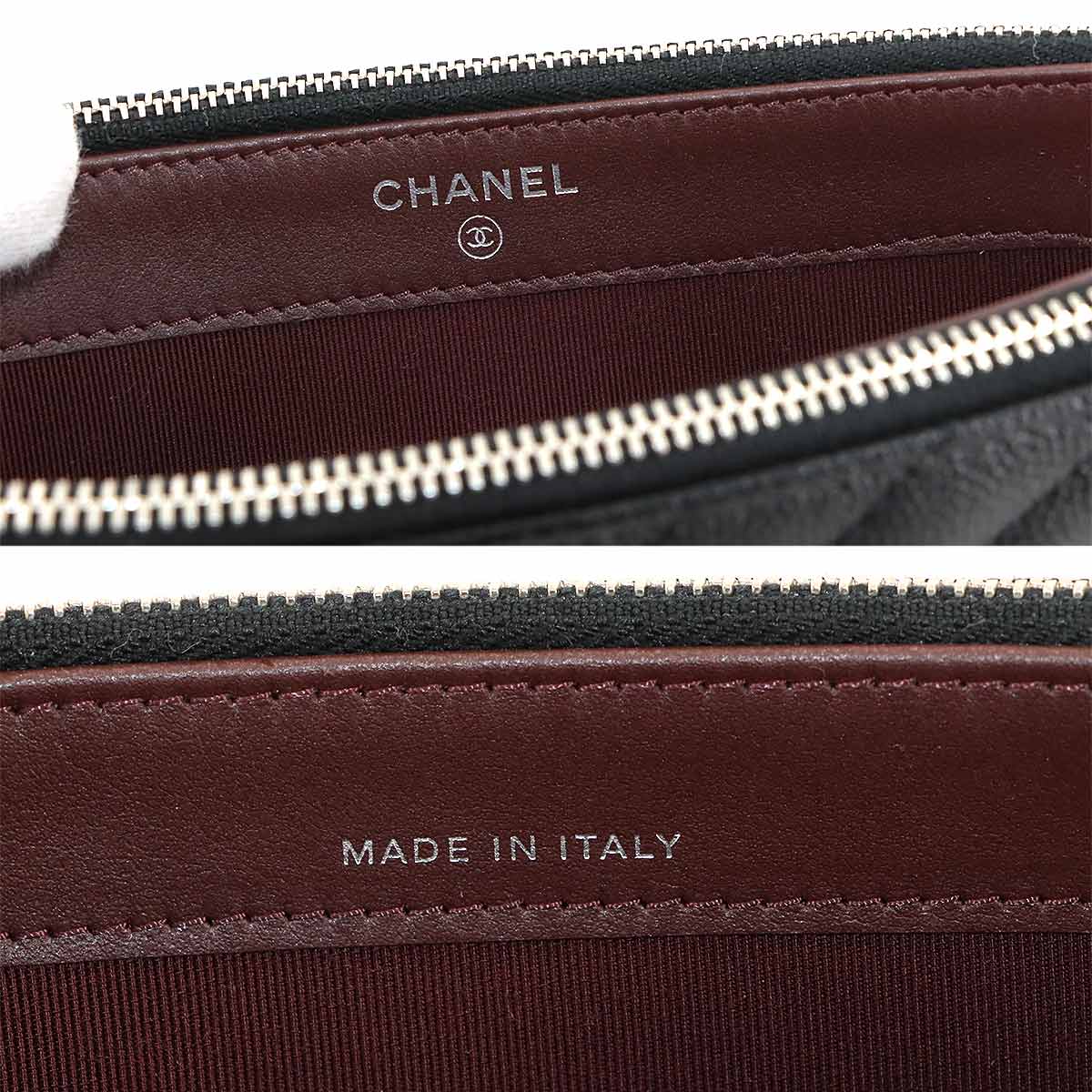 V stitch W Zipped Chain Long Wallet Leather Black A82527