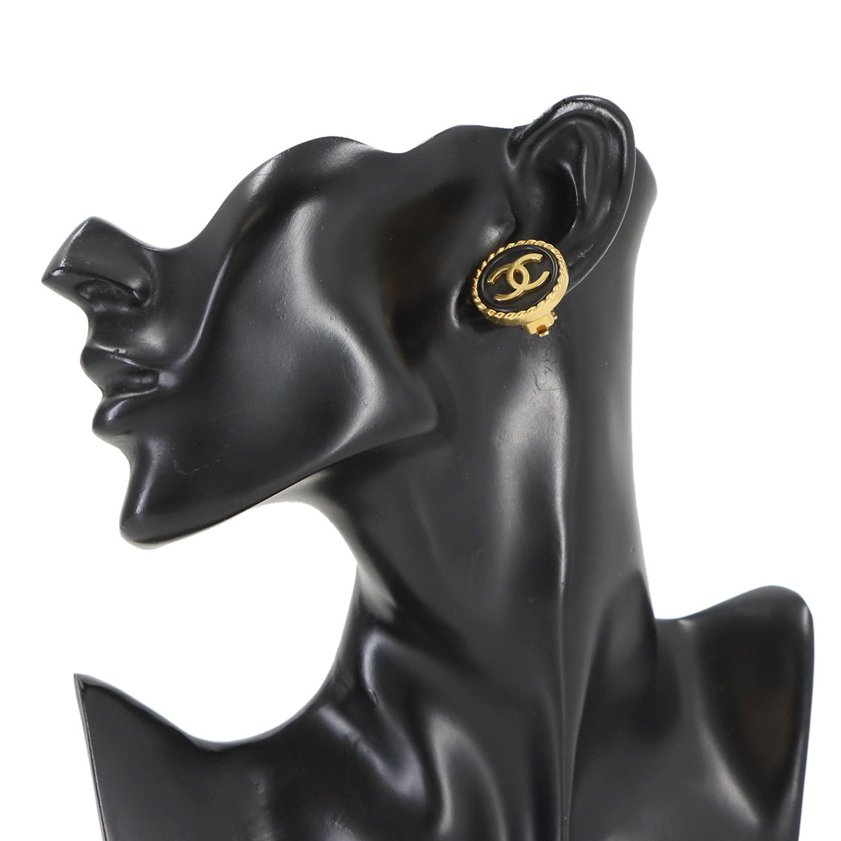 Round type Coco Logos Earrings Black Gold 97P Vintage Accessory