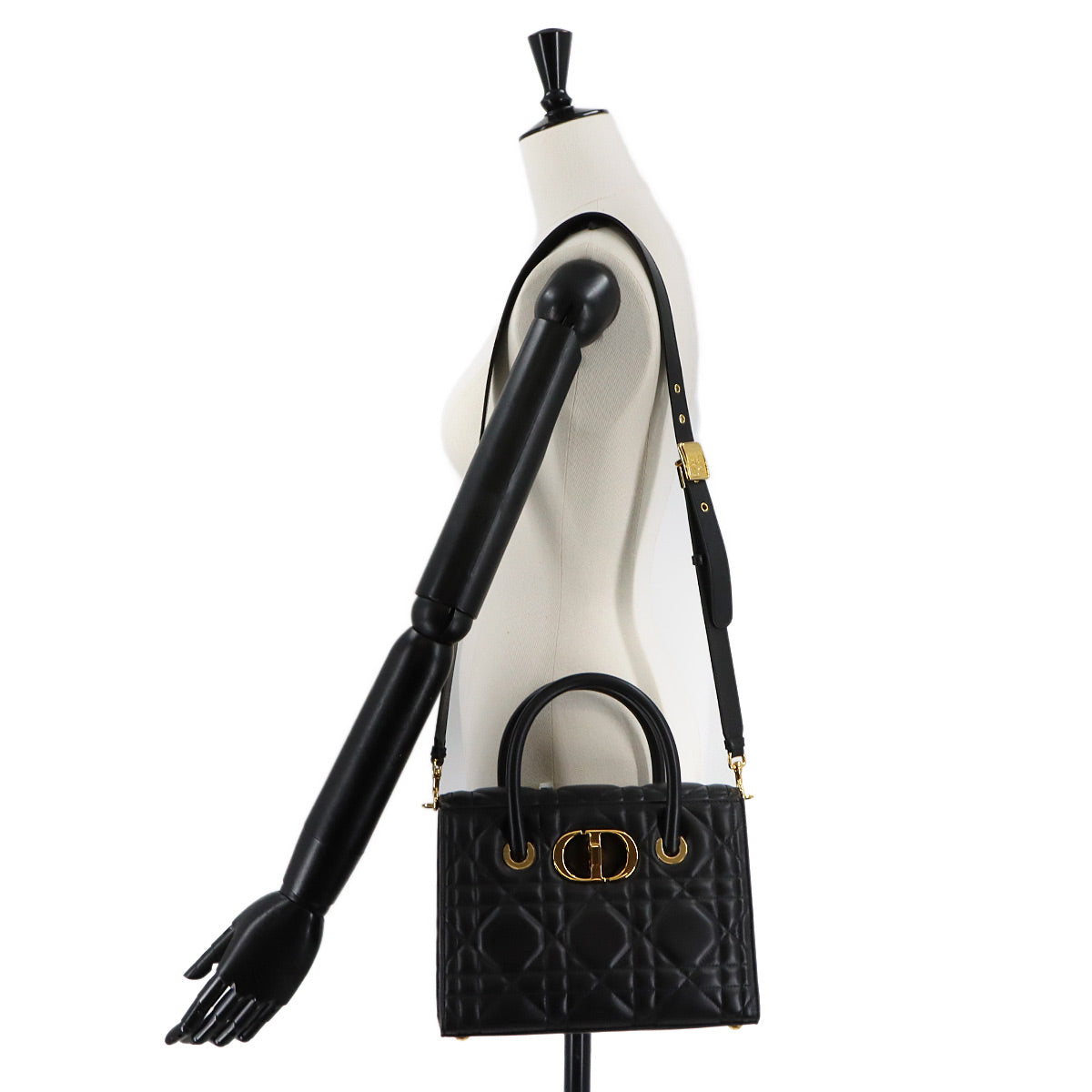 Macro Cannage Saint Honore Hand Shoulder Bag Leather