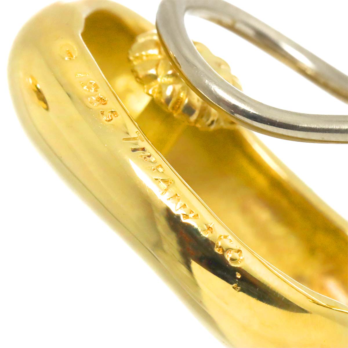 Bean Earrings Clip on 18K Yellow Gold 750