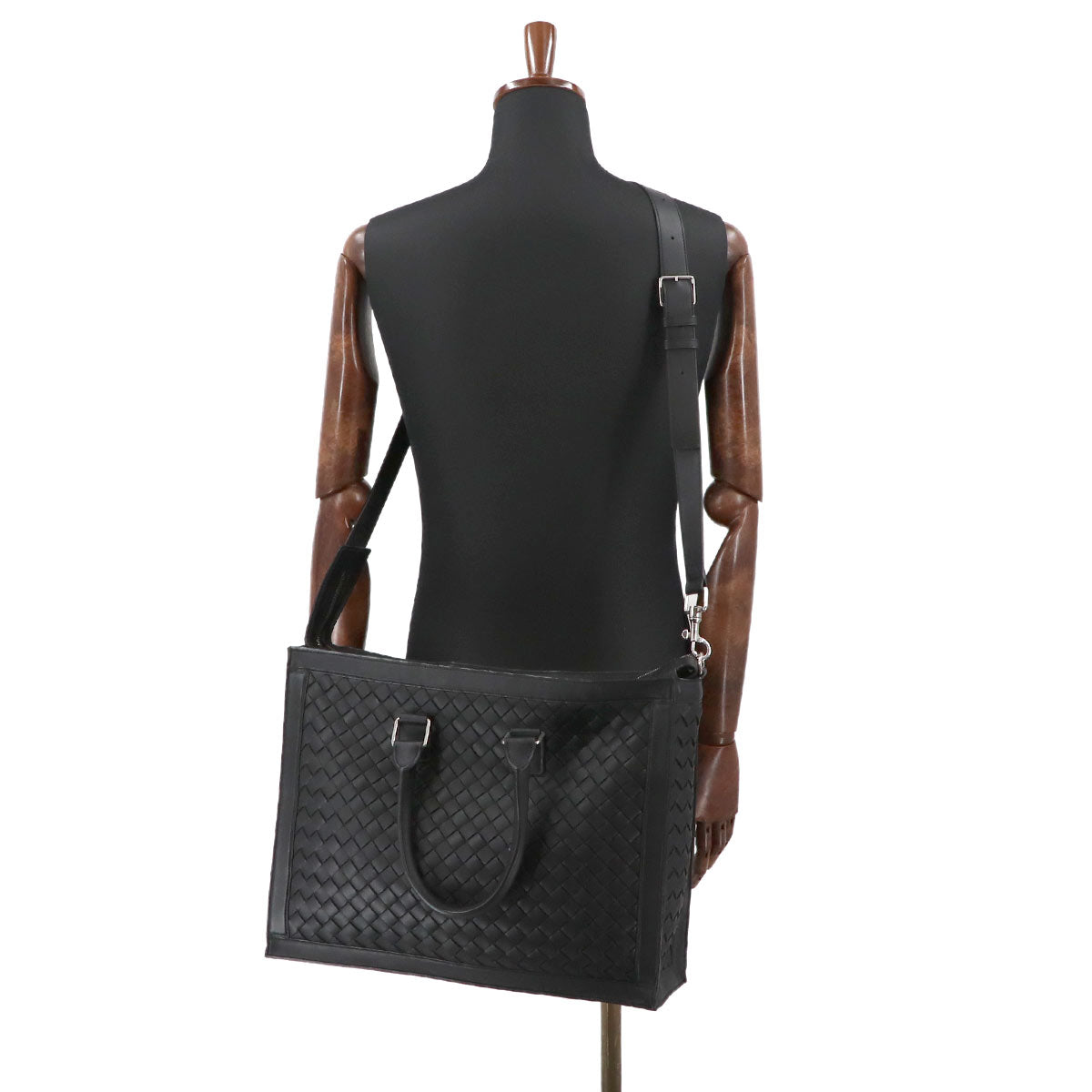 Intrecciato Briefcase Shoulder Bag Leather Black