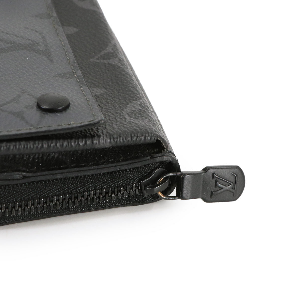 Monogram Eclipse Reverse Zippy Organizer M82771 Purse