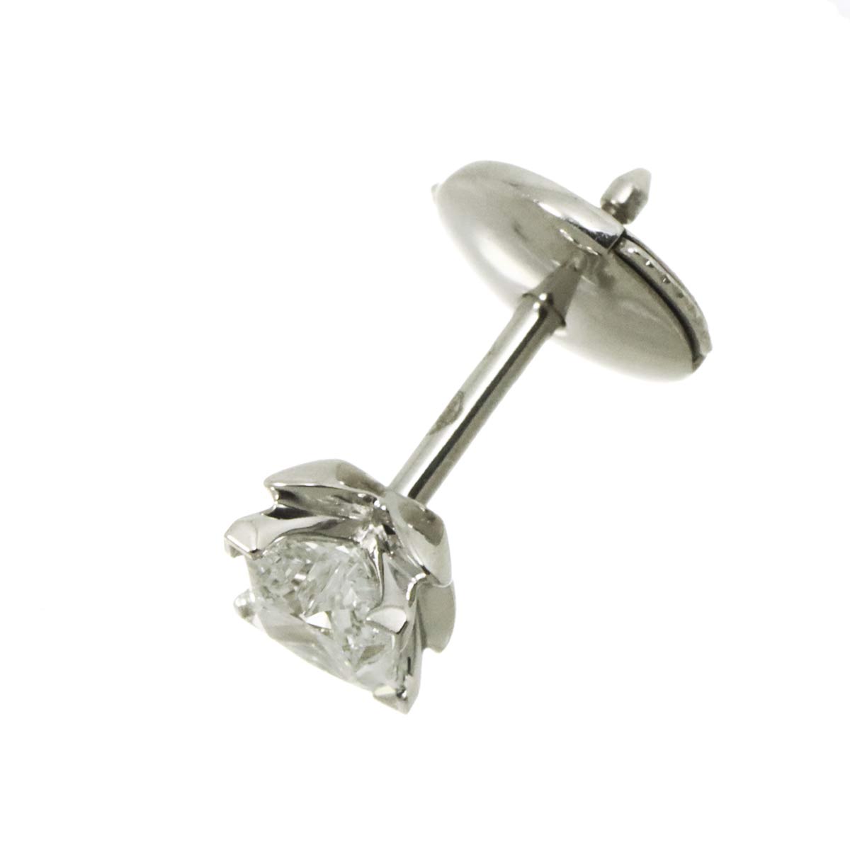Diamond Earring Pierced 18K WG One Piece only