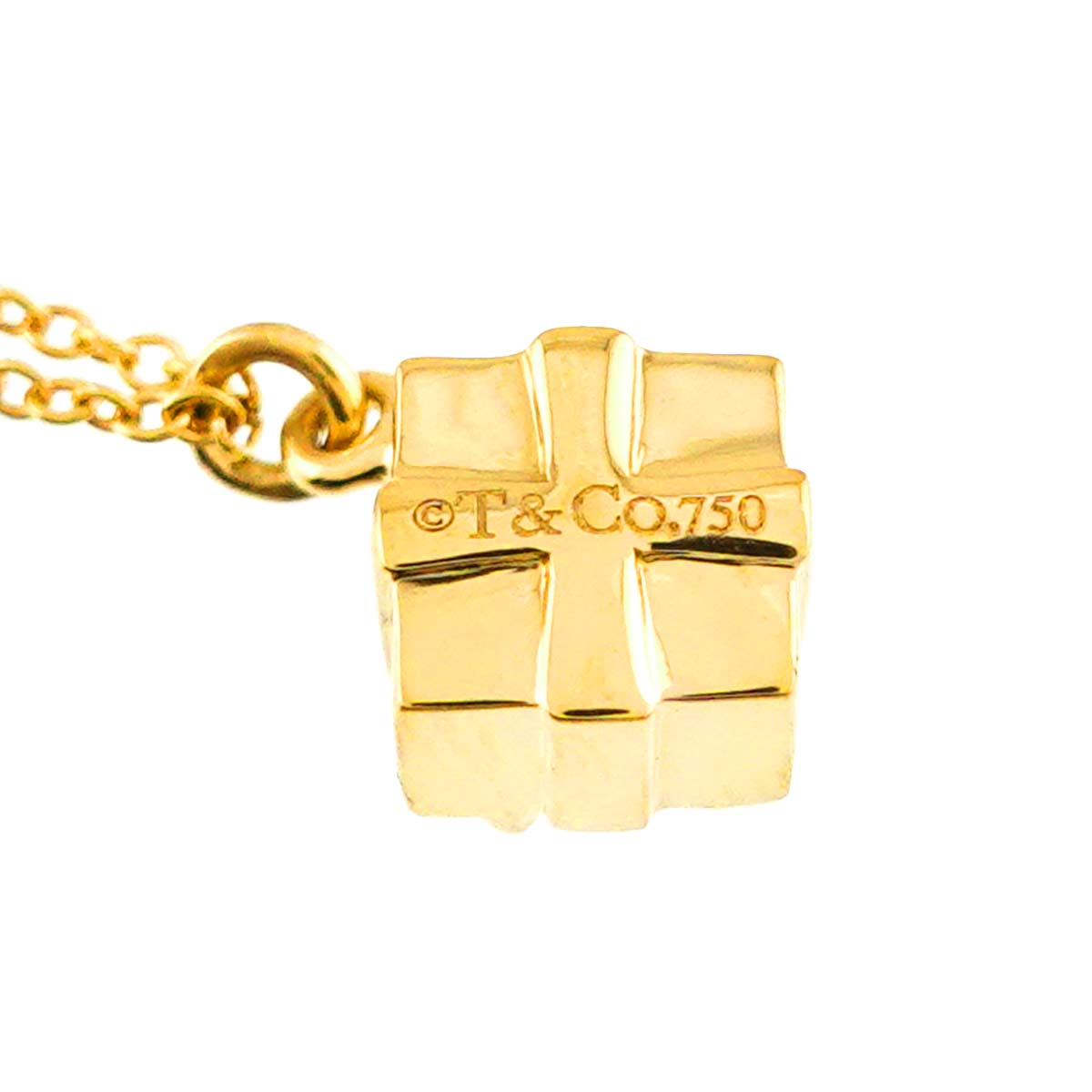 Gift Box Necklace 18K Yellow Gold 750
