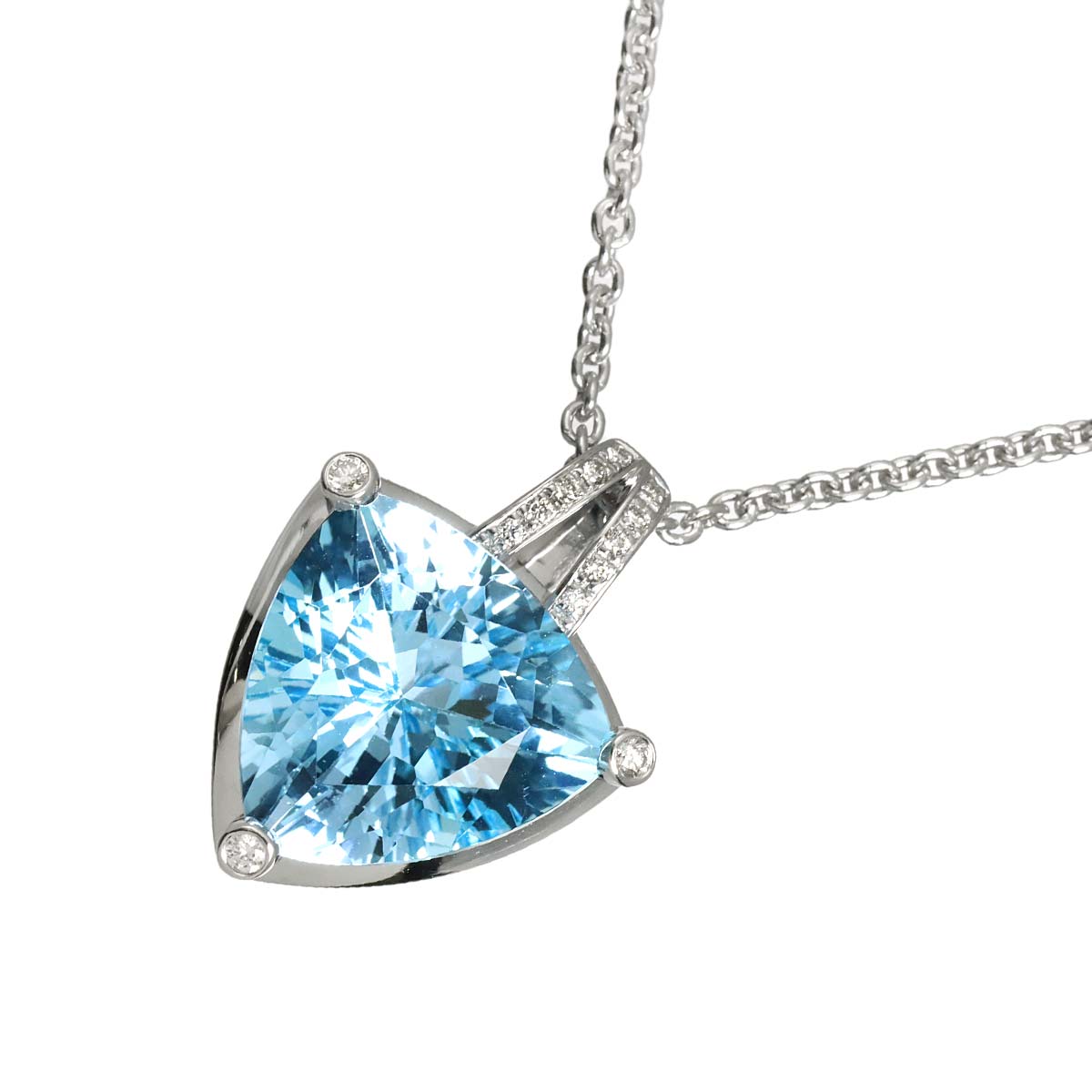 BlueTopaz Diamond Necklace 18K WG 750