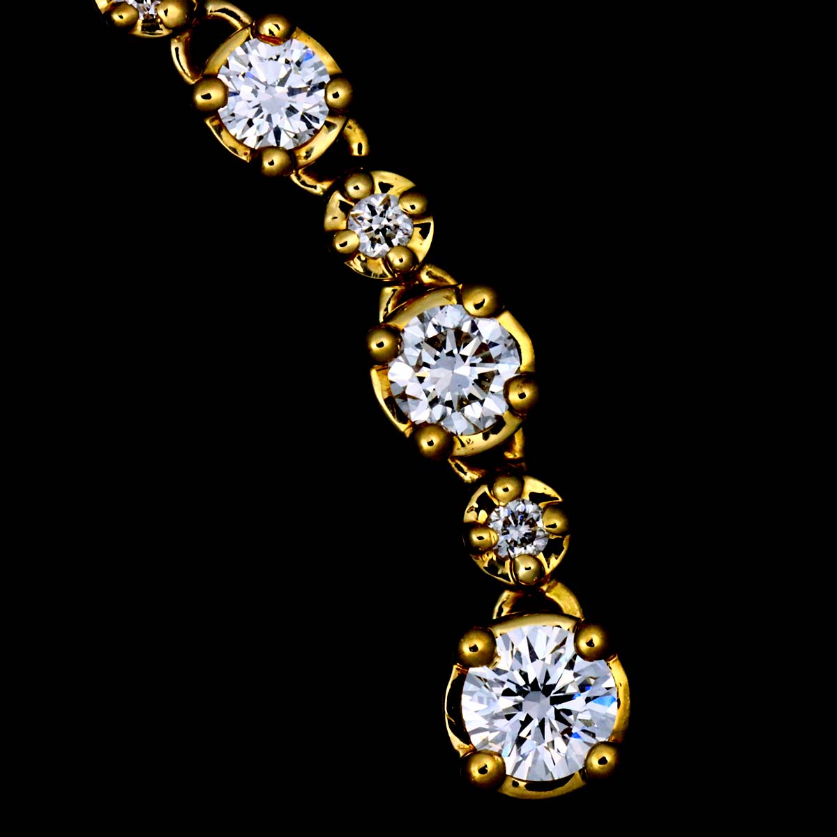 Diamond 0.41ct Earring 18K YG 750 One Piece only