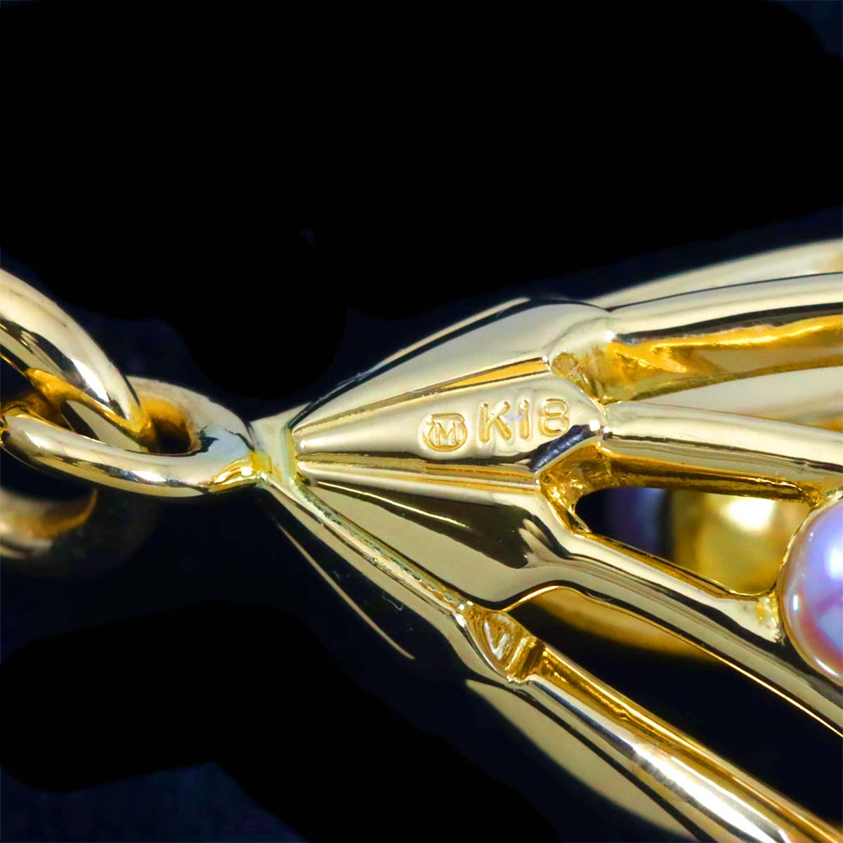 Baby Pearl 4.2-3.3mm Necklace 18K YG 750