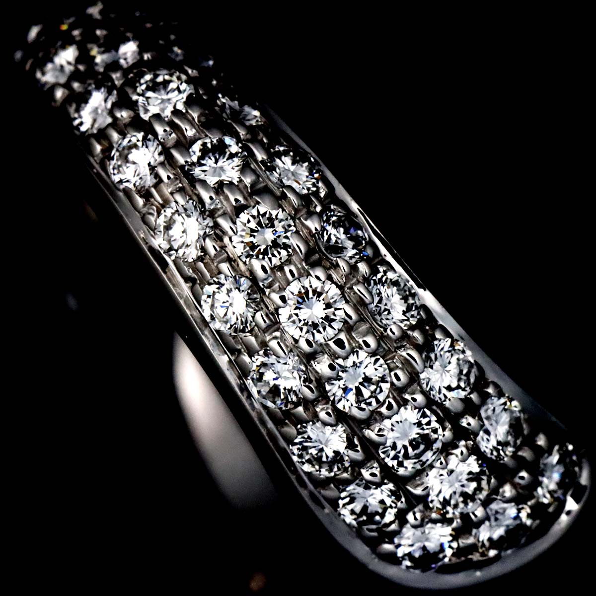 Pave Diamond Ring 18K WG 750 size4.75-5(US)