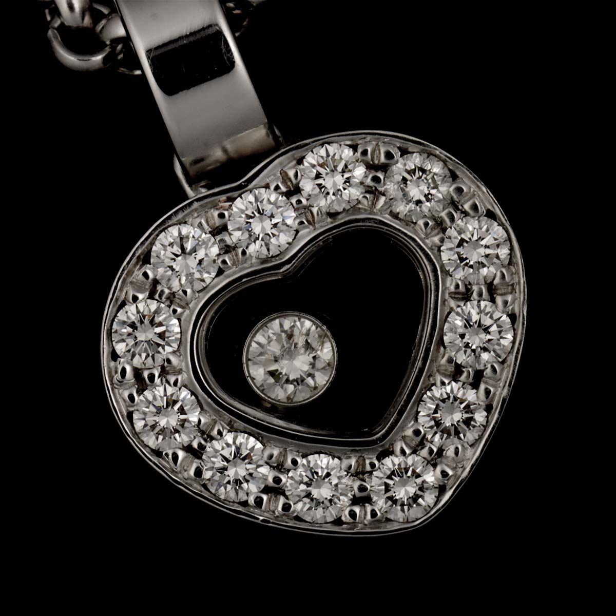 Happy Diamond Heart Necklace 18K White Gold 750