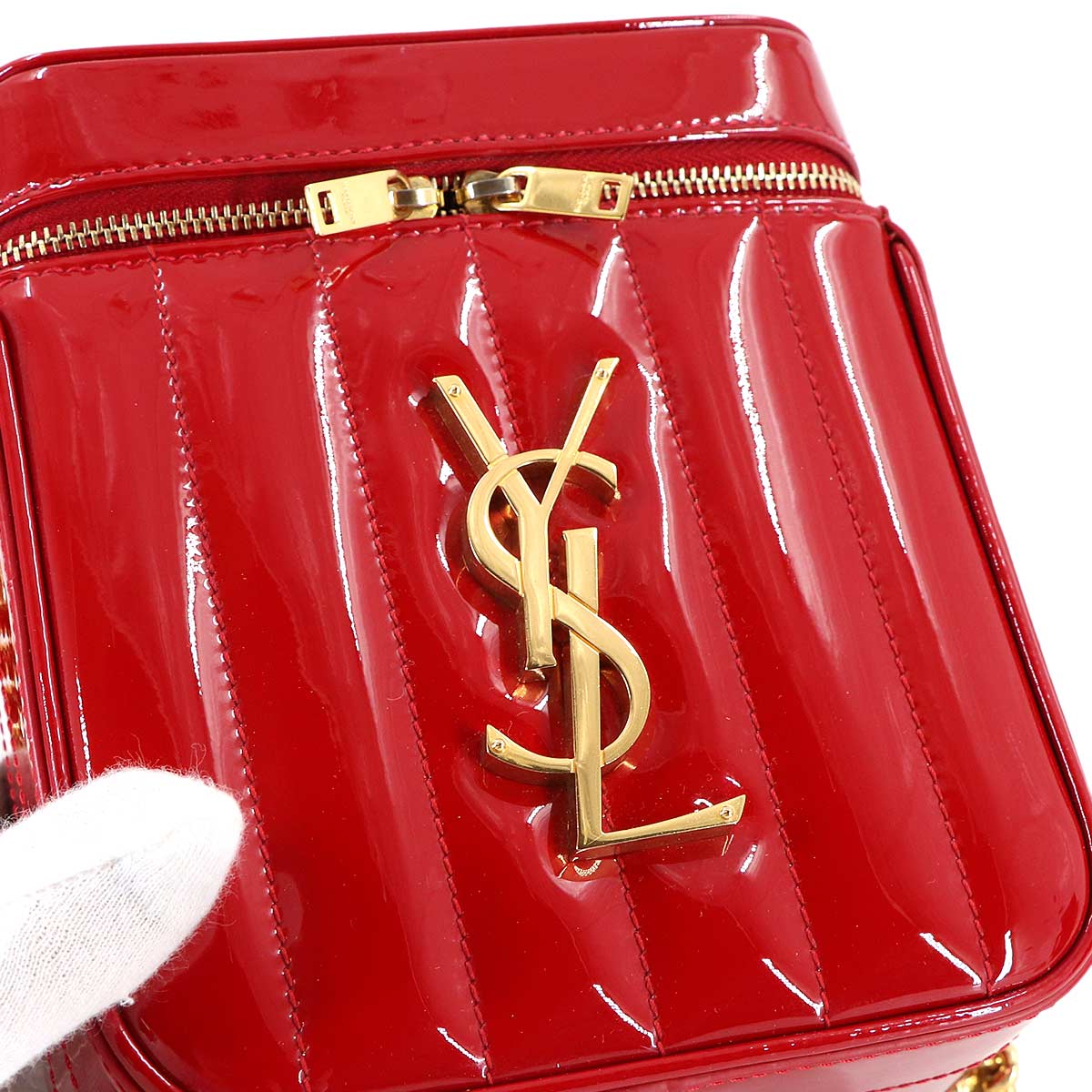 Vicky Vanity Chain Shoulder Bag Enamel Red 585146