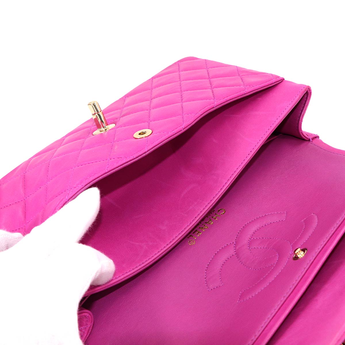 Matelasse 25 Chain Shoulder Bag Leather Pink A01112 11.12
