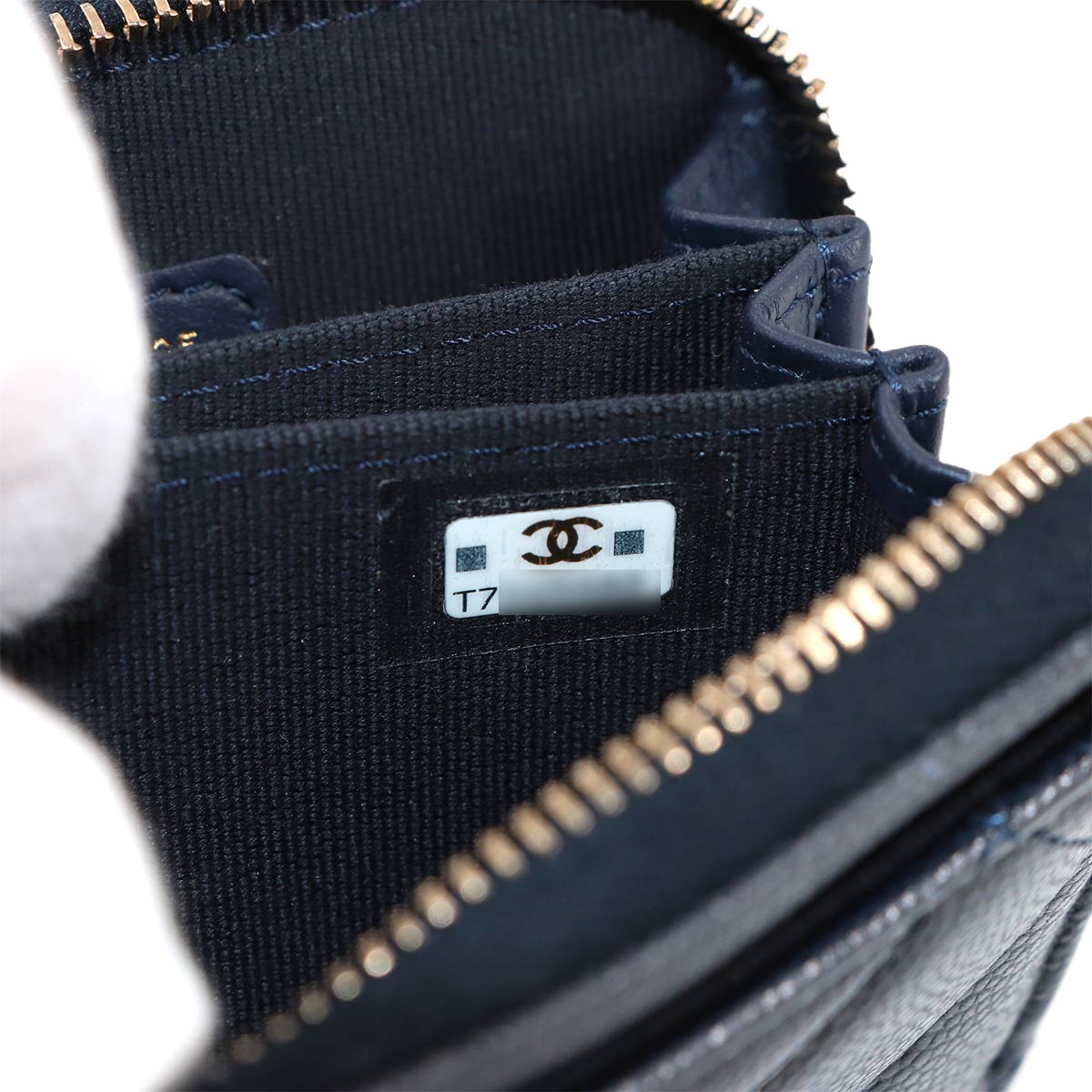 Matelasse Zipped Coin Purse Leather Navy AP3082 Heart