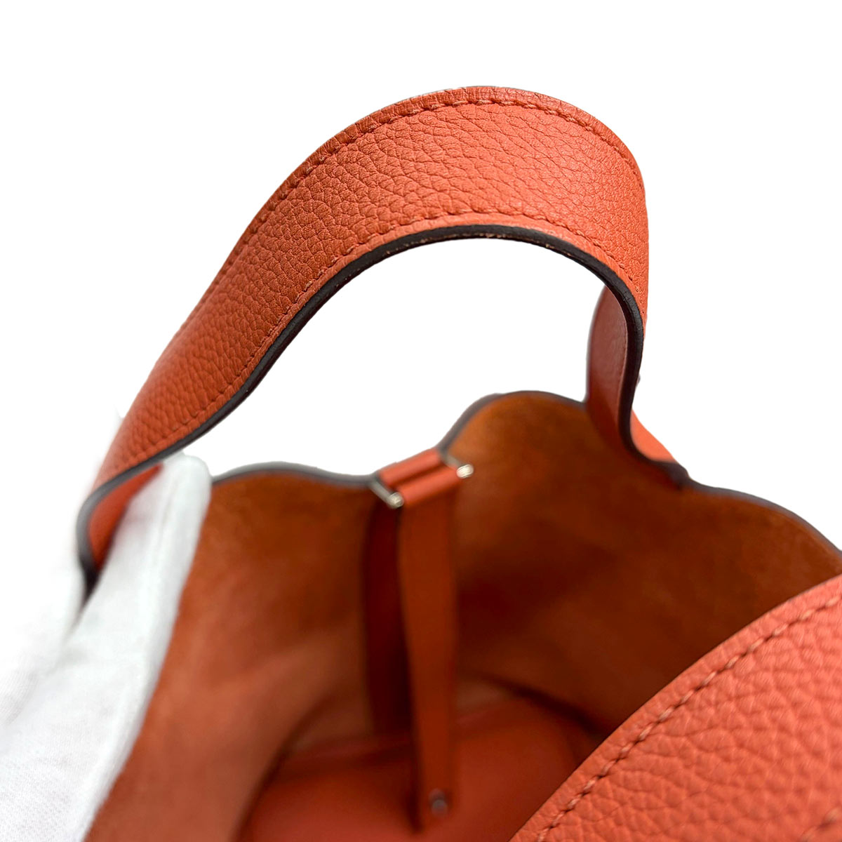 Picotin Lock PM Hand Bag Taurillon Maurice Terre Battue Purse