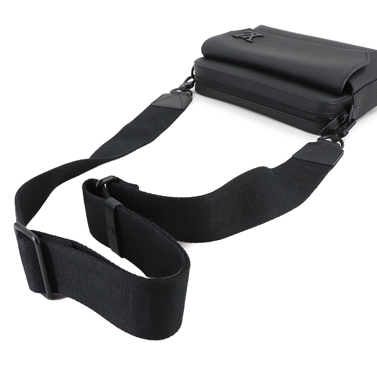 Aerogram Fastline Messenger Shoulder Bag Leather M22482