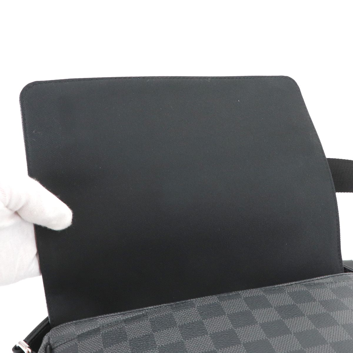 Damier Graphite District PM NV3 Shoulder Bag Black N42710