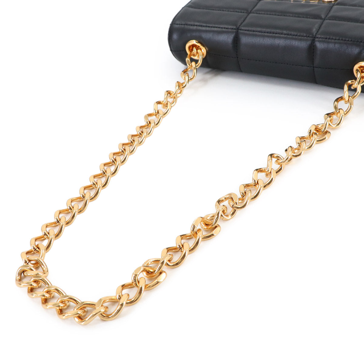 Chain Shoulder Bag Matelasse Leather Black 111273EPZ Purse