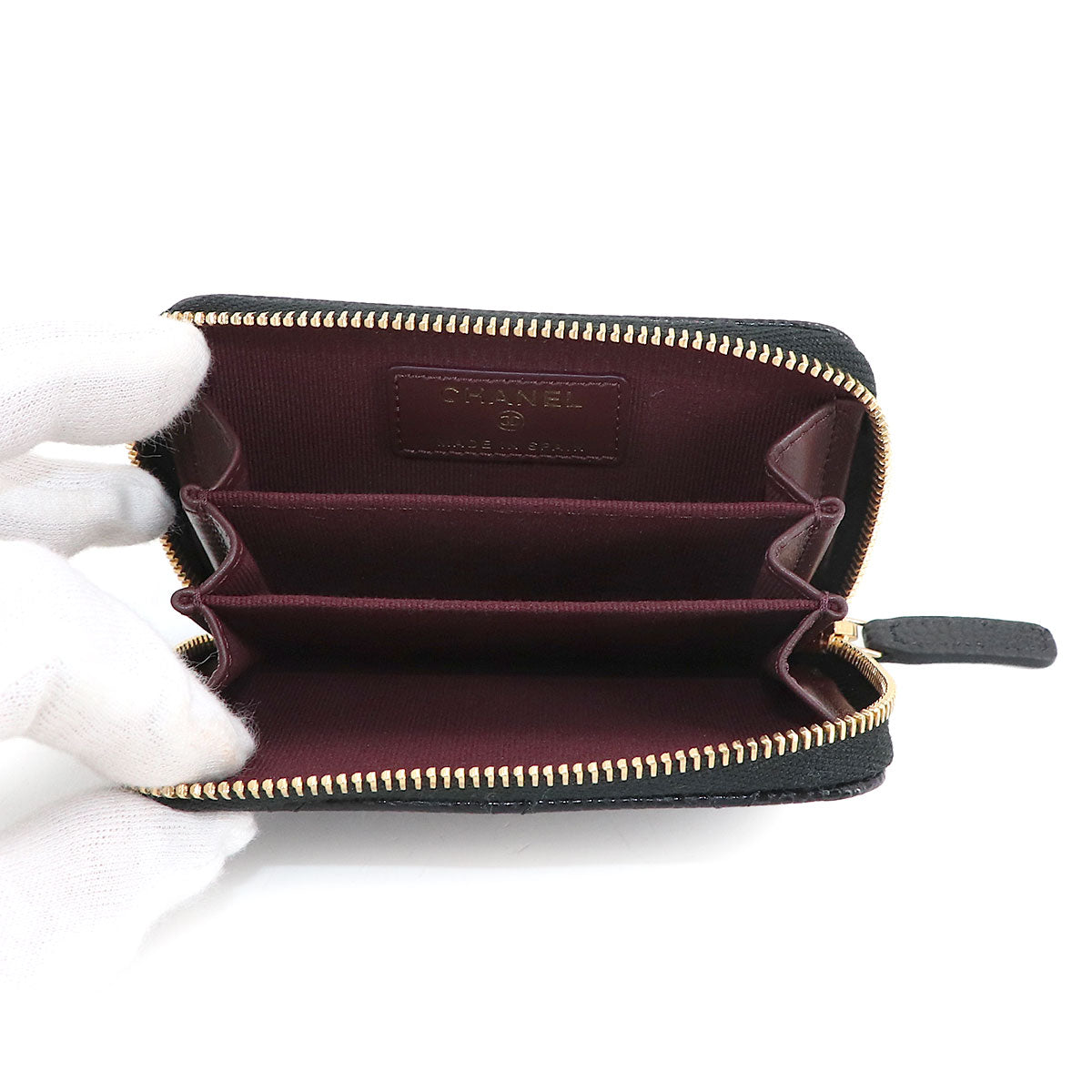 Matelasse Classic Zipped Coin Purse Leather Black AP0216