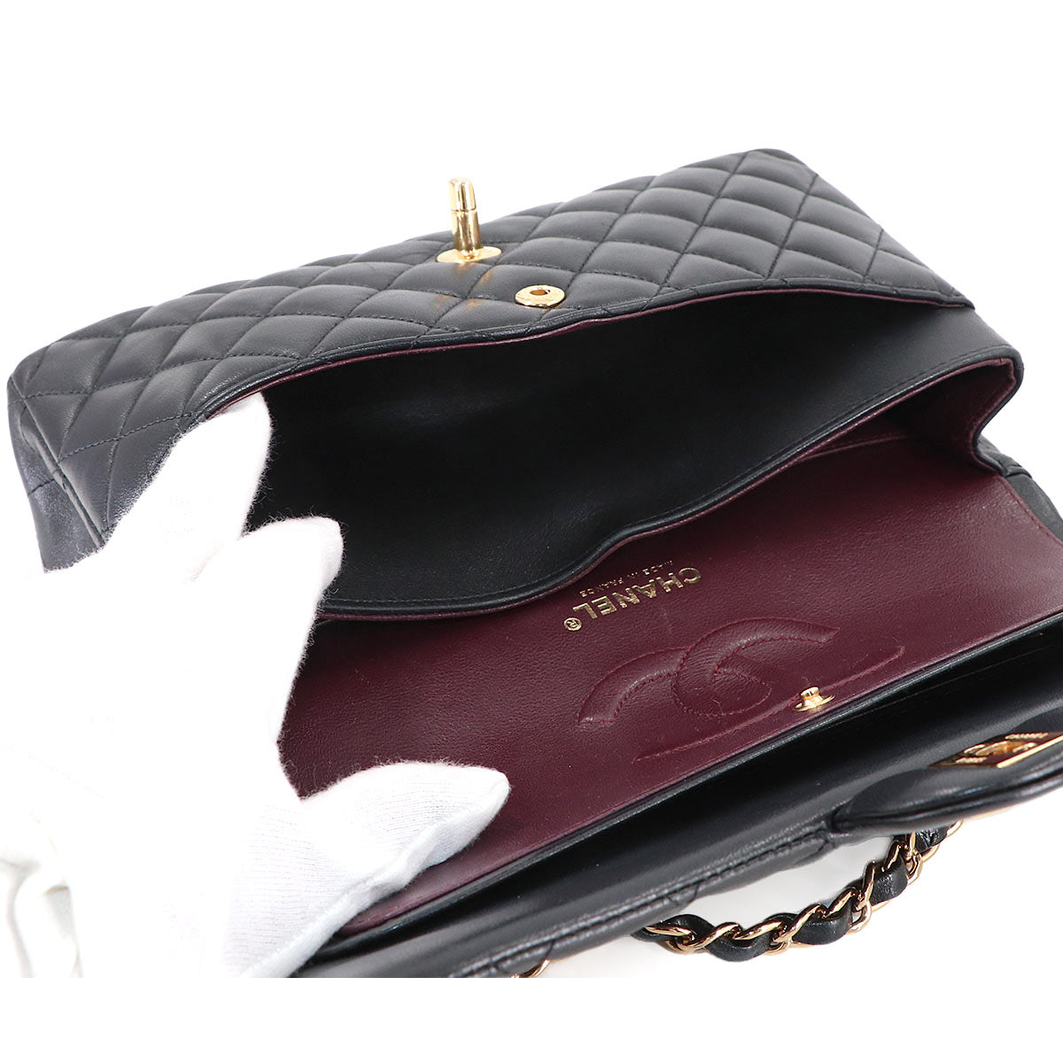 Matelasse 25 Chain Shoulder Bag Leather Black A01112 11.12