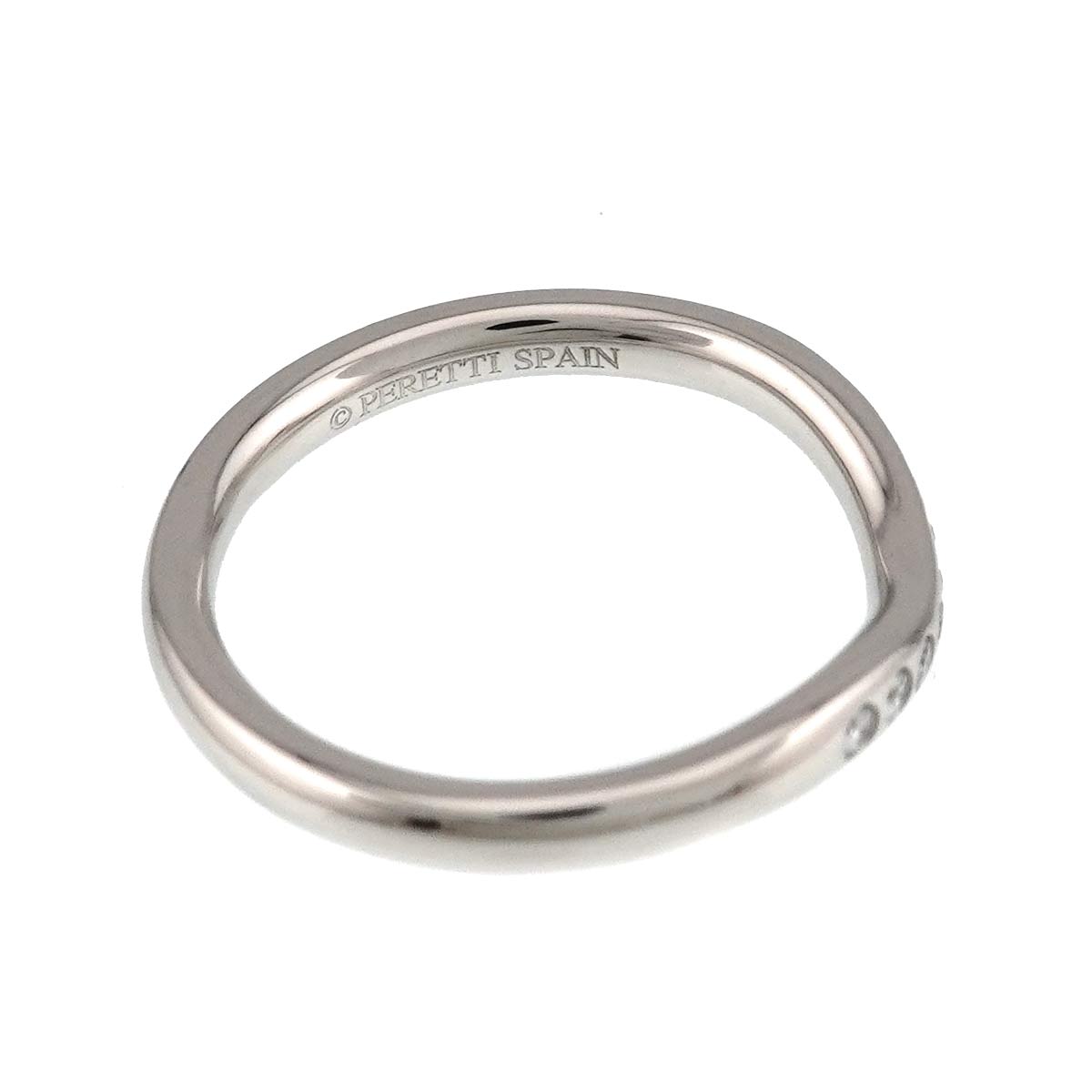 Curved Band Diamond Ring Platinum size3.25-3.75(US)