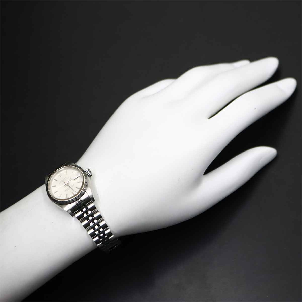 Oyster Perpetual Date 69240 Serial A Silver Dial Ladies Watch