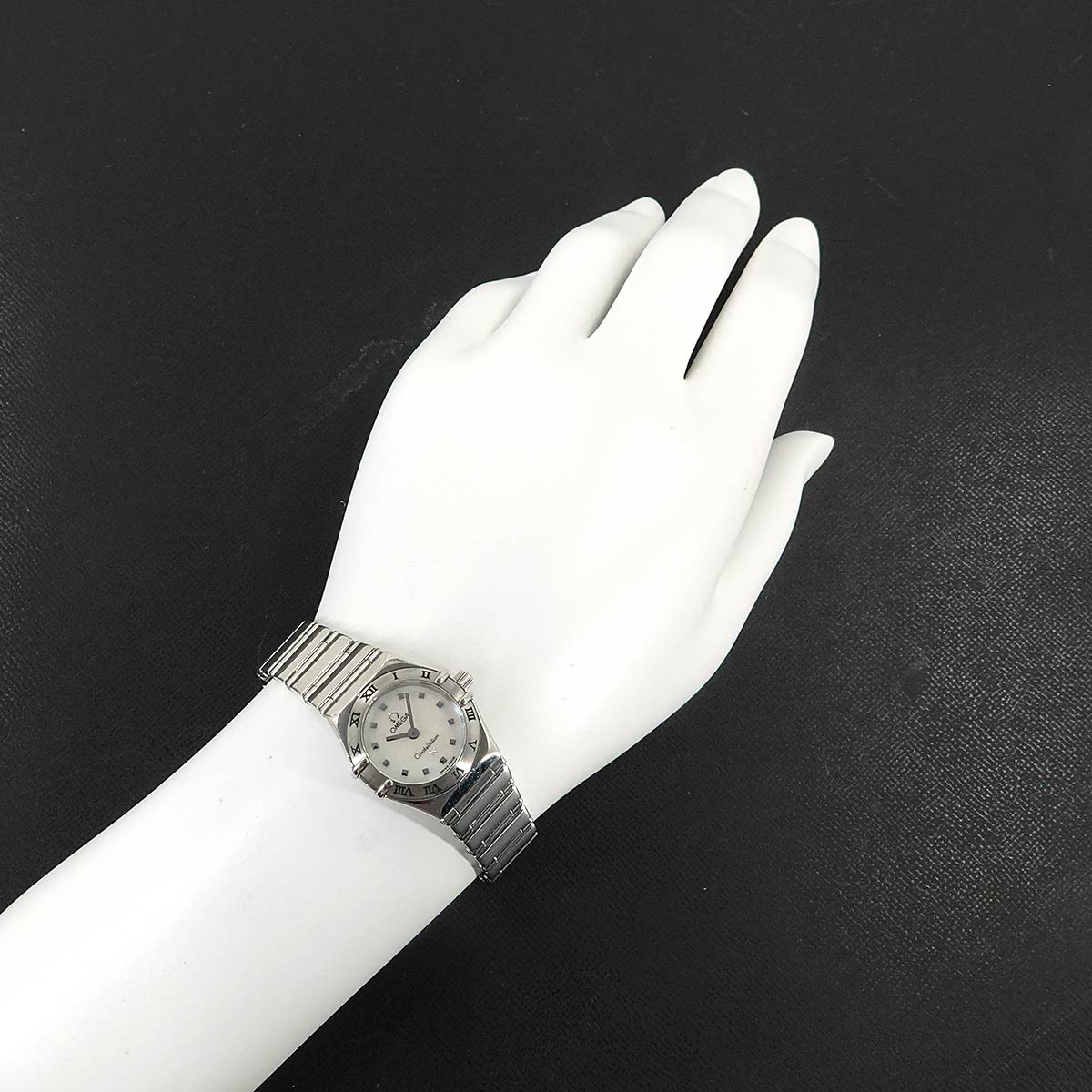 Constellation Mini My Choice 1561.71 White Shell Dial Ladies