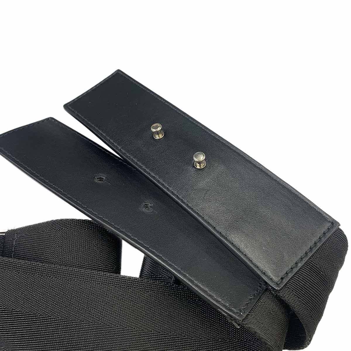 Intrecciato Shoulder Bag Leather Black Purse