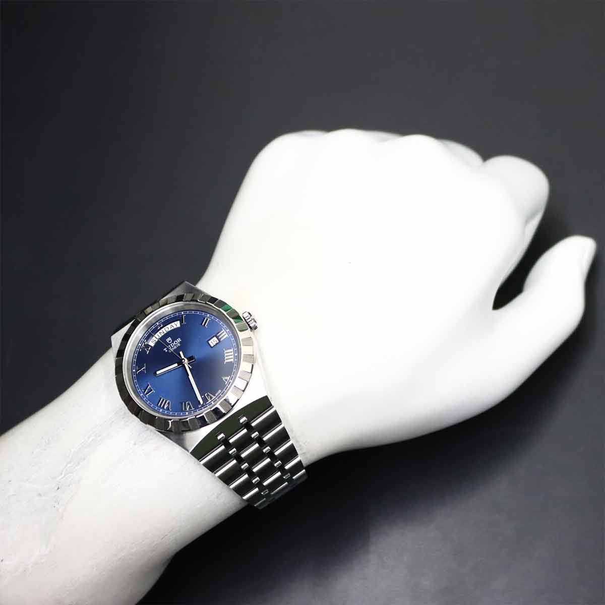 Royal 28600 Automatic Date Blue Dial Mens Watch