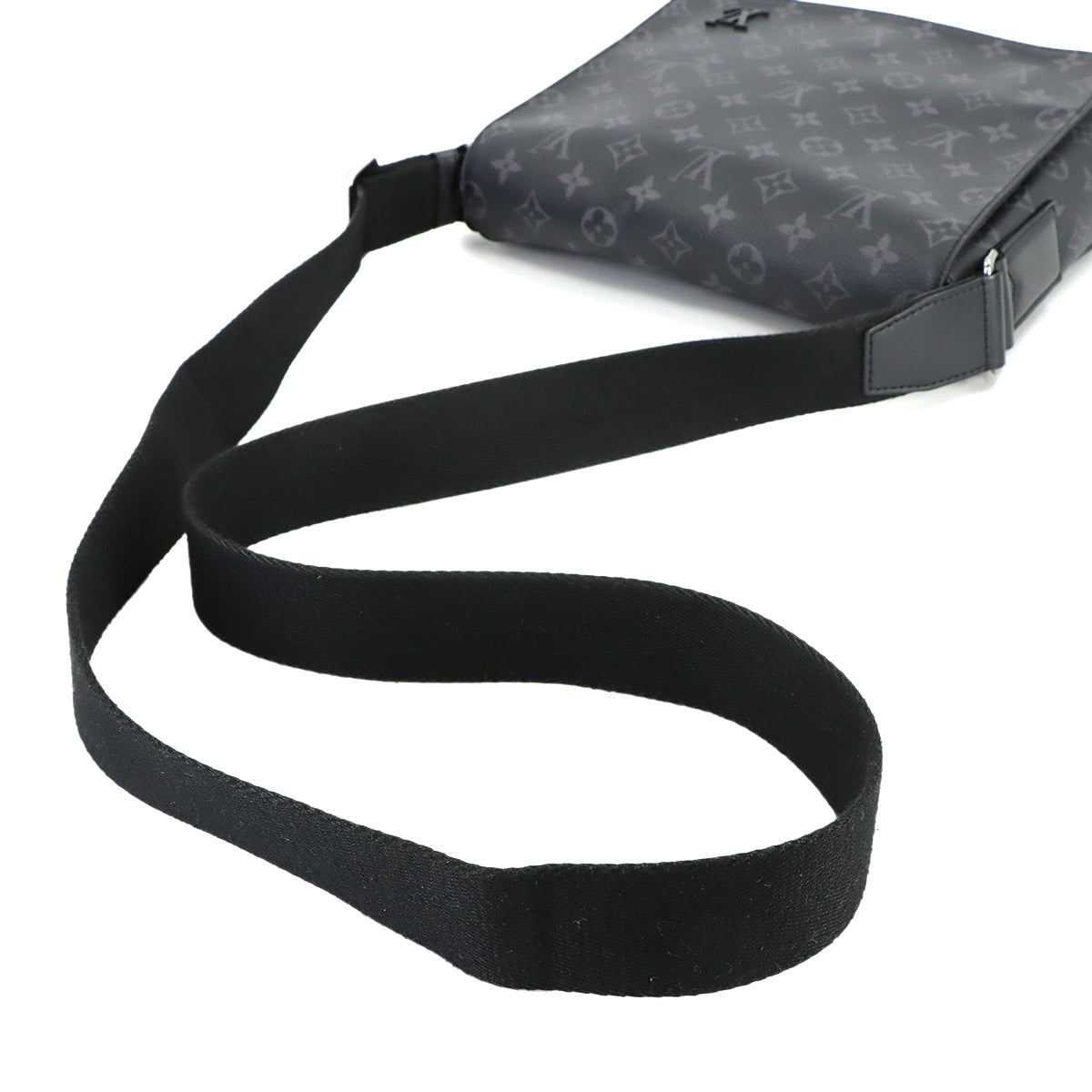 Monogram Eclipse District PM NM Shoulder Bag M44000